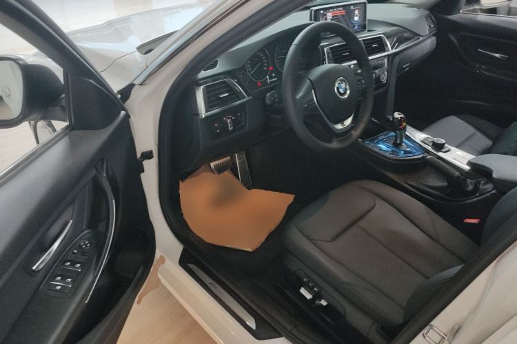 Used BMW 3 Series 2017 320Li Fashion Model
