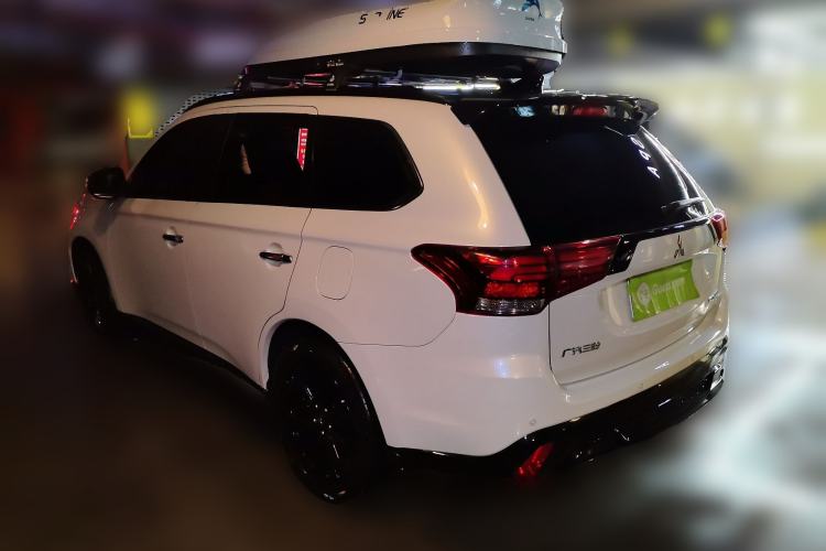 Used Mitsubishi Outlander 2021 2.4L 4x4 DynaDrive Edition 5 Seats
