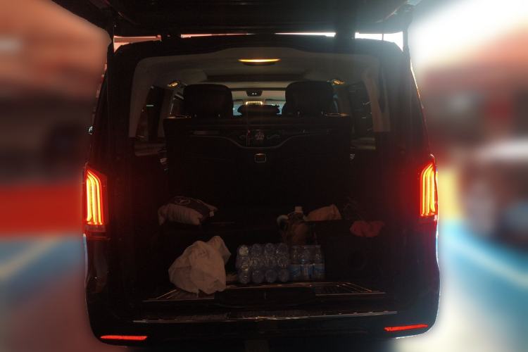 Used Mercedes-Benz V-Class 2021 V 260 L Long-wheelbase Luxury Edition Trunk