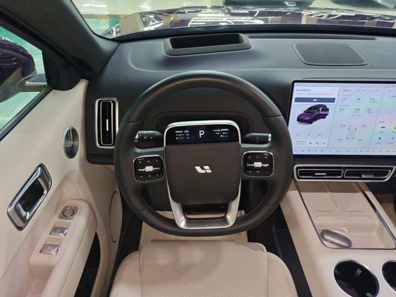 Used Li Auto L9 2025 Ultra Smart Refreshed Edition — 10