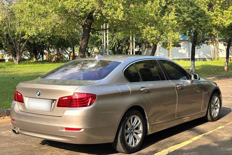 Used BMW 5 Series 2014 520Li Elegant Model
