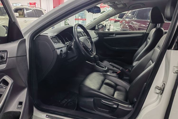 Used Volkswagen Sagitar 2018 280TSI DSG Comfort Model
