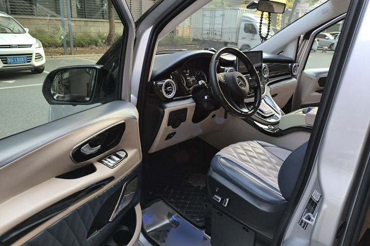 Used Mercedes-Benz Vito 