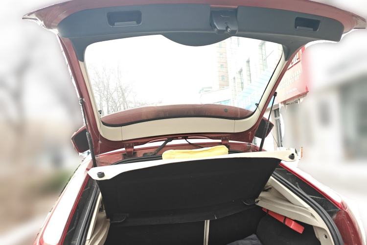 Used Ford Focus 2013 Hatchback Classic 1.8L Manual Fashion Edition
