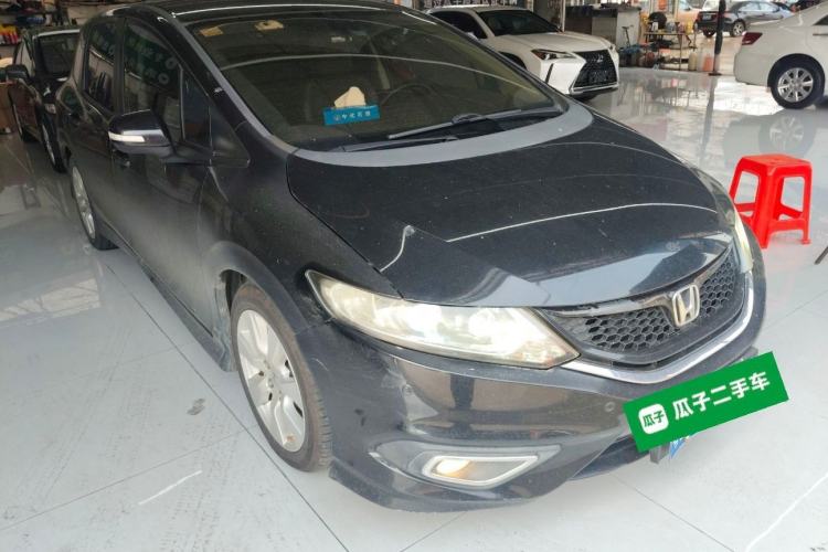 Used Honda Jade 2013 1.8L automatic Comfort version 5 seats
