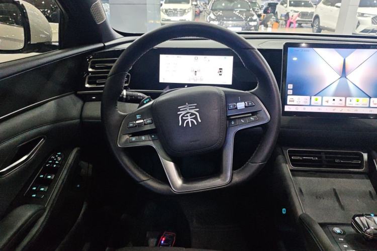 Used BYD Qin L 2025 DM-i Smart Drive 120KM Superior Model Steering Wheel