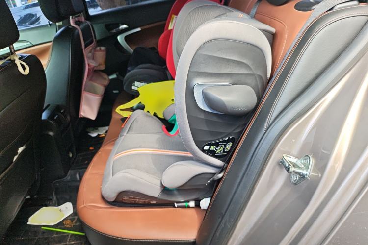 Used Buick Regal 2014 2.4L SIDI Luxury Fashion Edition Left Rear Seat