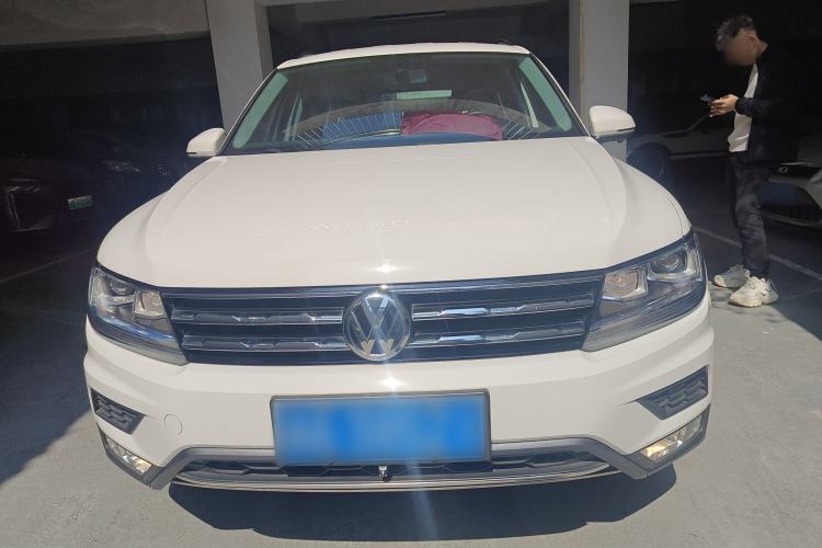 Used Volkswagen Tiguan L 2020 330TSI Automatic Two-Wheel Drive Luxury Edition China VI Standard