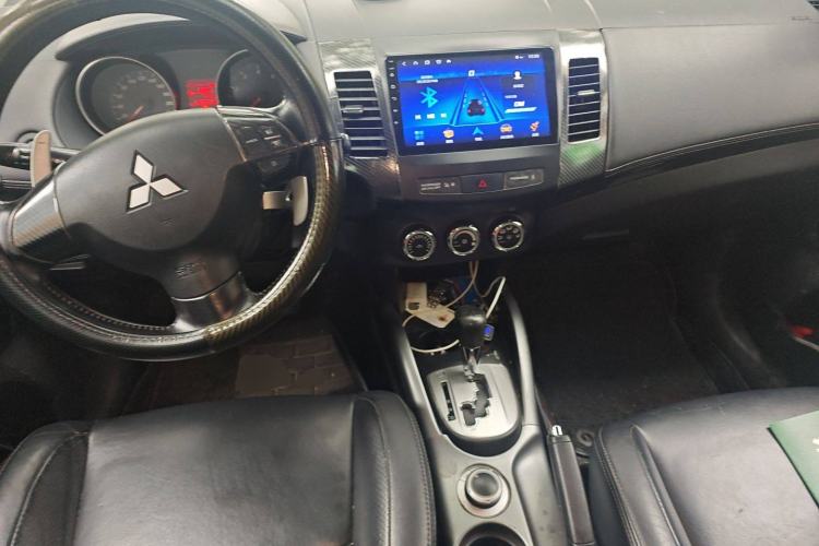 Used Mitsubishi Outlander 2010 Kinhui 2.4 Fashion Edition