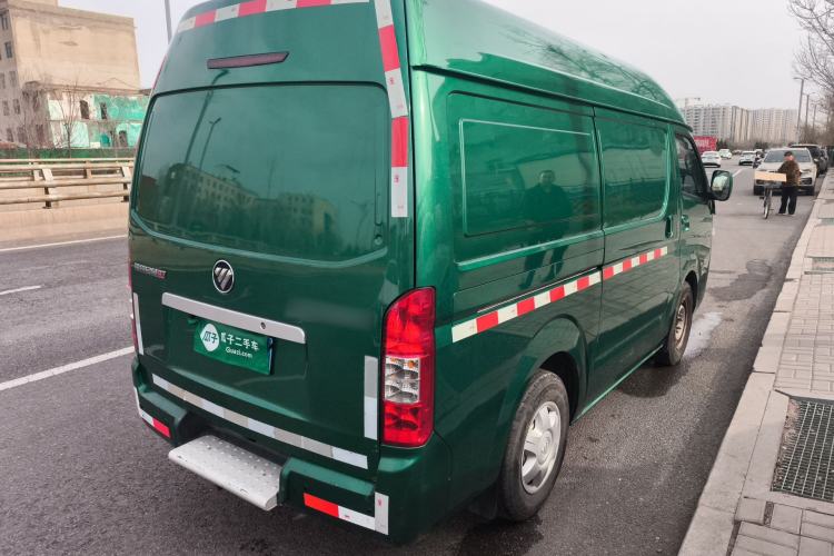 Used Foton Scenic G7 2022 2.4L Gasoline Commercial Version Short Wheelbase High-Roof Van 2 Seats Model 4K22D4M Rear Right 45 Deg