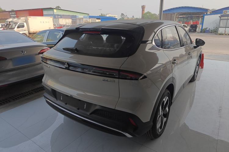 Used Baojun Yunhai 2025 Model 500km Pure Electric Travel Edition Rear Right 45 Deg