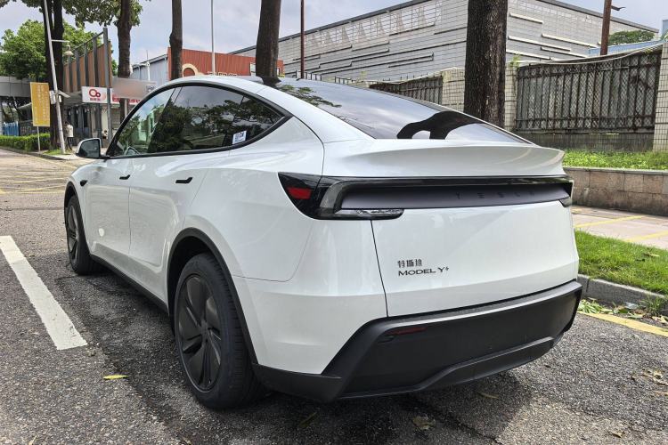 Used Tesla Model Y 2025 Updated Version Long-Range All-Wheel Drive
