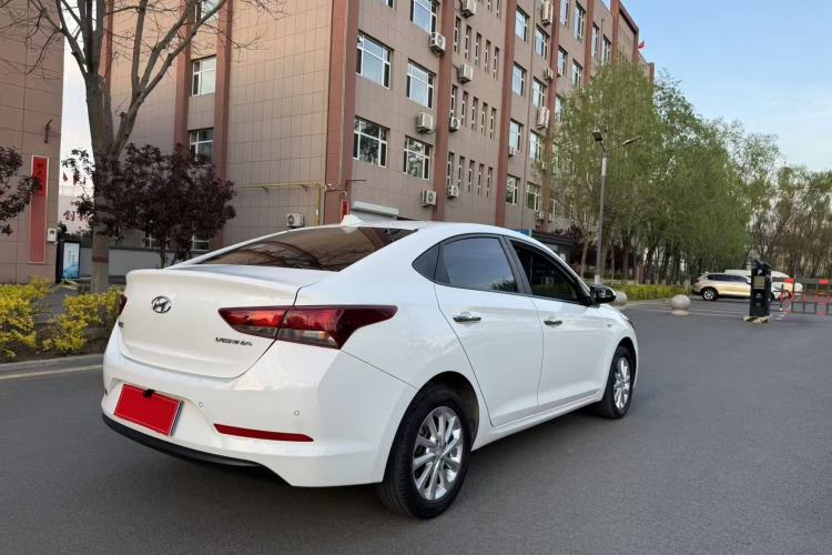 Used Hyundai Verna (new generation) 2016 1.4L Manual Cool Edition GLS Exterior 5