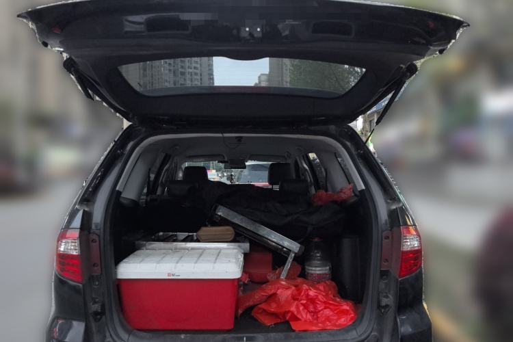 Used Foton Savana 2017 2.0T Manual 4x4 Gasoline Luxury Edition 5 Seats Trunk