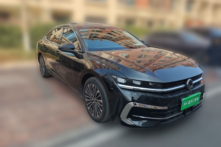 Used Volkswagen Magotan 2024 380TSI DSG Prestige Edition DaMai Package
