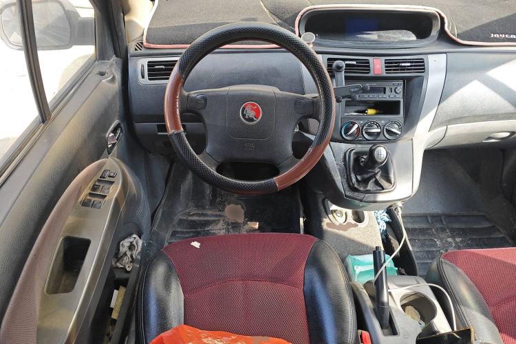 Used FORTHING Joyear 2011 LV 1.5L Manual Luxury Model
