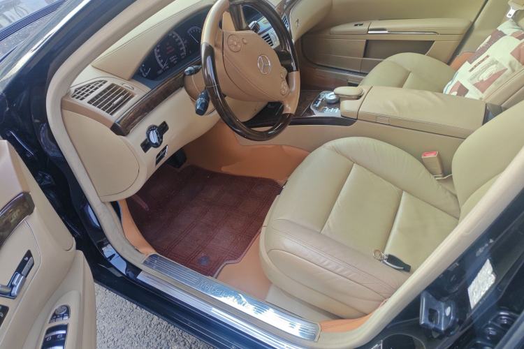 Used Mercedes-Benz S-Class 2012 S 300 L Business Standard Model