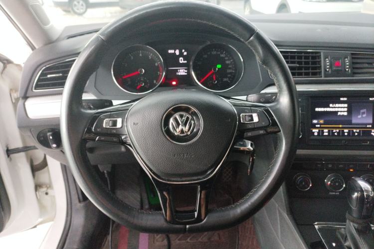 Used Volkswagen Lamando 2018 230TSI DSG Fashion Edition Steering Wheel
