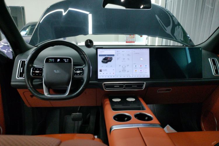 Used Li Auto L8 2023 Pro Model
