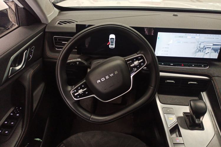 Used Roewe D5X DMH 2024 135 Tech Edition
