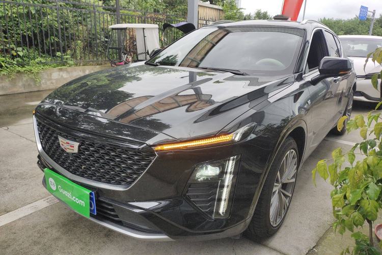 Used Cadillac GT4 2023 25T Luxury Model