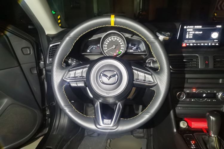 Used Mazda Mazda 3 Axela 2017 Sedan 2.0L Automatic Prestige Model China V Standard
