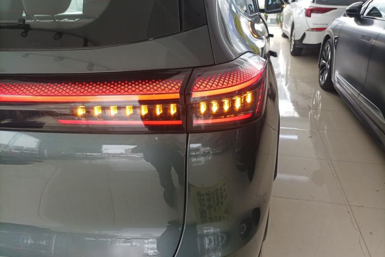 Used Chery Fengyun T8 2025 1.5T 130km Deluxe Version 5 Seats Exterior 3