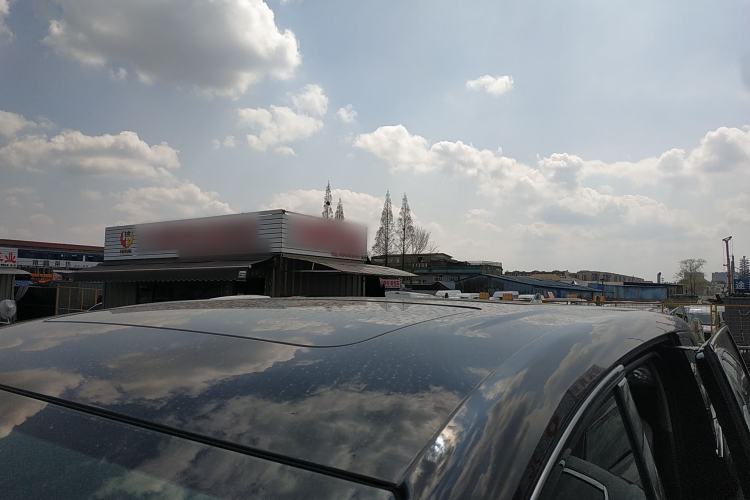 Used Denza D9 2022 DM-i 1040 Prestige Model
