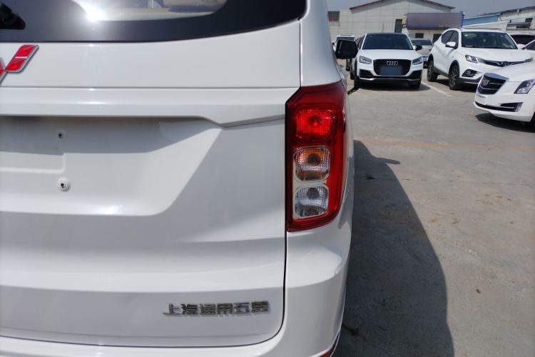 Used Wuling Hongguang 2021 1.5L Facelifted S Comfort Version with Electric Power Steering LAR
