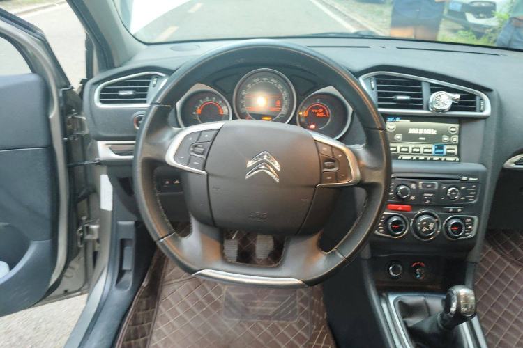 Used Citroen C4L 2014 1.8L Intelligent Drive Manual Version – Dynamic Edition
