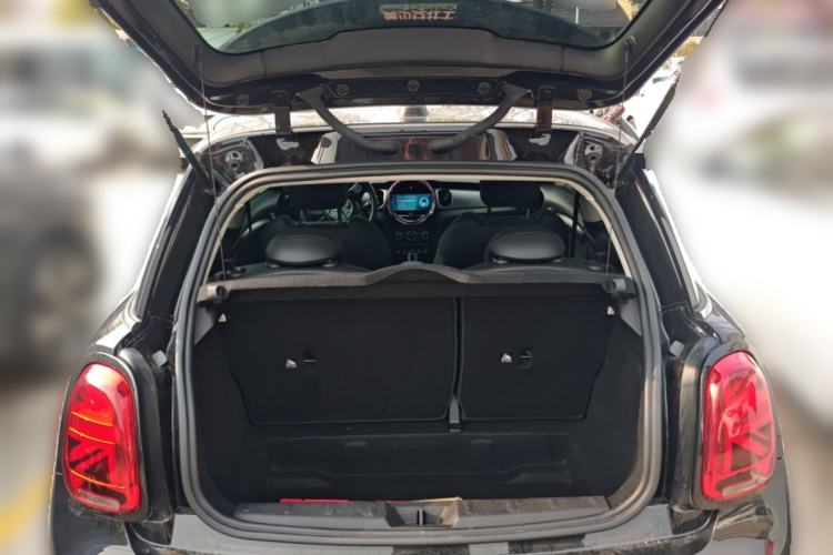 Used MINI 2022 1.5T COOPER Artist