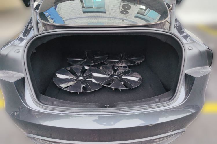 Used Tesla Model 3 2023 Rear-Wheel-Drive Version Trunk