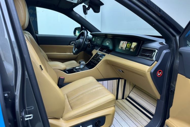 Used Li Auto ONE 2020 Extended-Range 6-Seater Version Interior 5