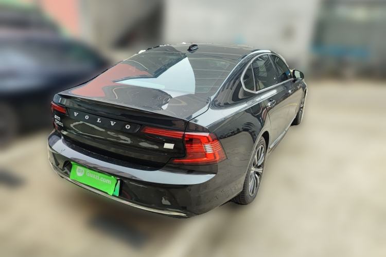 Used Volvo S90 New Energy 2022 T8 eDrive Hybrid Luxury Edition Rear Right 45 Deg