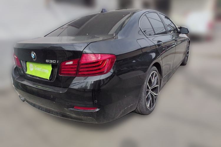 Used BMW 5 Series 2014 520i Elegant Edition Rear Right 45 Deg