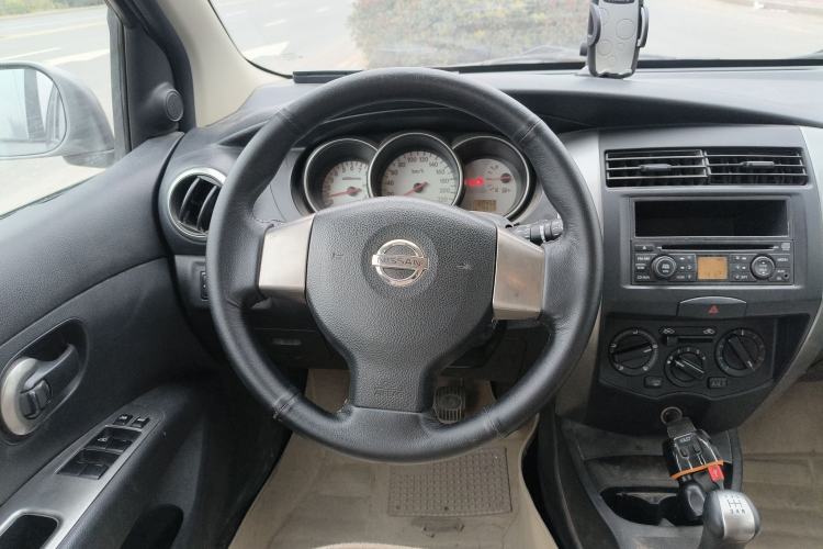 Used Nissan Livina 2010 JINRUI Edition 1.6L Manual Smart Model Steering Wheel