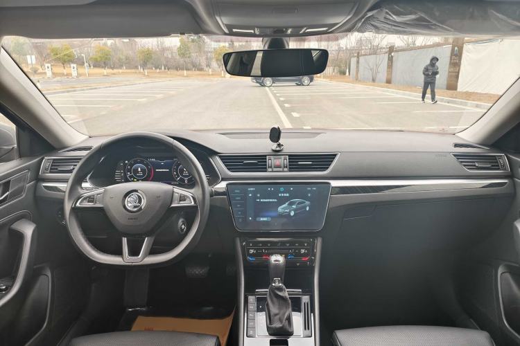 Used Skoda Superb 2022 TSI330 DSG Luxury Edition
