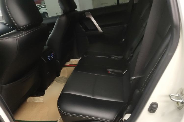 Used Toyota Prado 2018 3.5L Automatic SX
