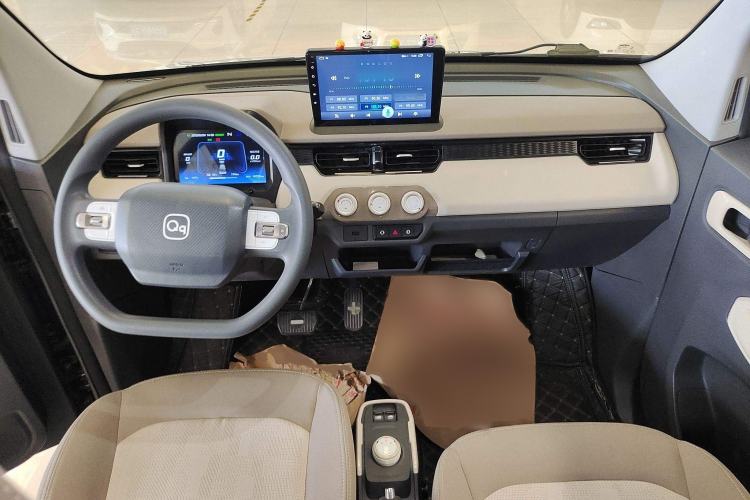 Used Chery New Energy QQ Ice Cream 2024 205km Sundae Pro Interior 2