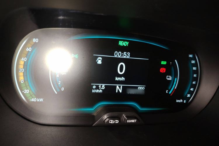 Used Chery New Energy Little Ant 2022 Revised Version Sweet Pink Edition Half-Sugar Version Lithium Iron Phosphate 30.7 kWh 30 kW 301 km