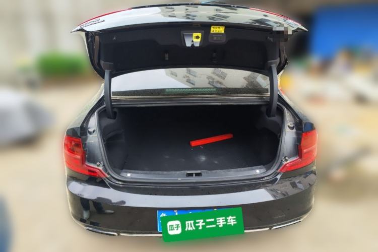 Used Volvo S90 2018 T4 Zhiyuan Edition