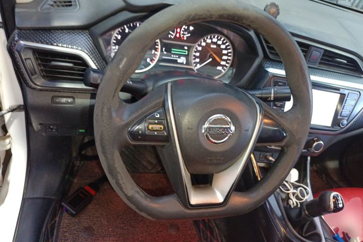 Used Nissan Lannia 2016 1.6L Manual Cool Edition Steering Wheel