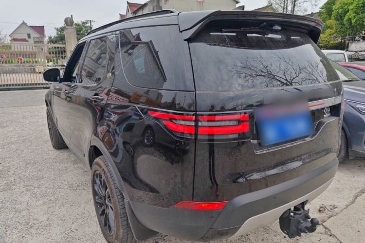 Used Land Rover Discovery 2018 3.0 SC V6 HSE Rear Left 45 Deg