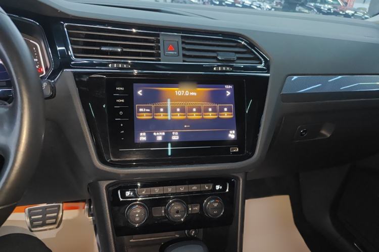 Used Volkswagen Tiguan L 2021 330TSI Automatic Two-Wheel Drive R-Line Enhanced Edition
