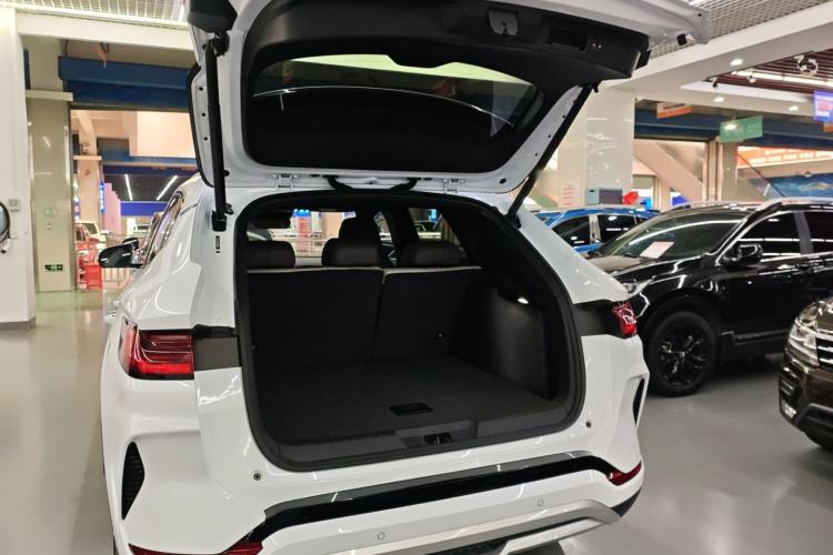 Used BYD Song PLUS New Energy 2025 DM-i Smart Drive 112KM Prestige Model
