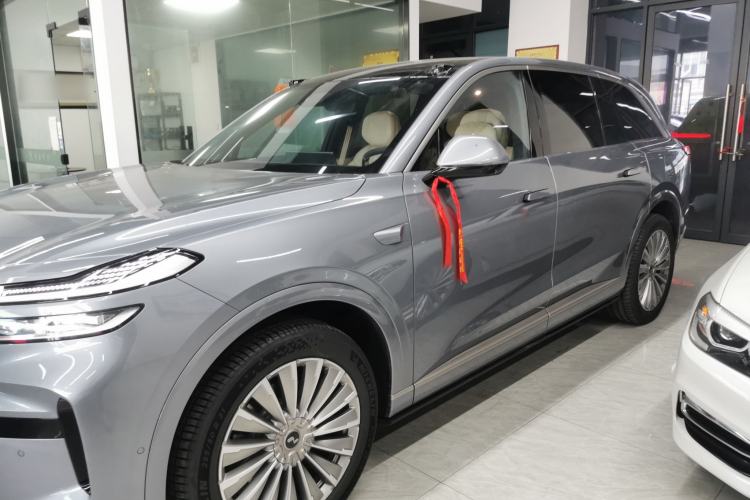 Used ONVO Luxeed L90 2025 Model—Max Six-Seater Version