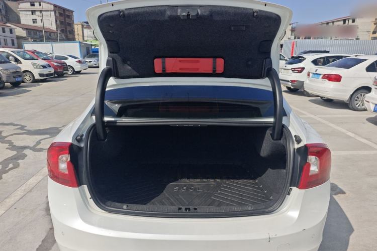 Used Volvo S60 2016 S60L T4 Zhiyuan Edition
