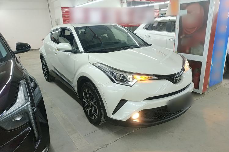 Used Toyota C-HR 2020 2.0L Leading Edition
