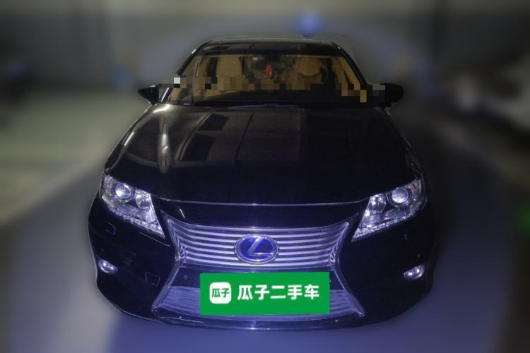 Used Lexus ES 2013 300h Elite Edition
