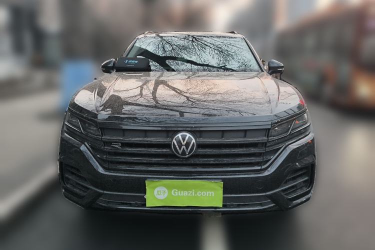 Used Volkswagen Touareg 2022 3.0 TSI Luxury Edition Black Diamond Sport Package Front